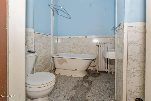 $299,900 | 93 Ten Broeck Street, Albany, NY 12210