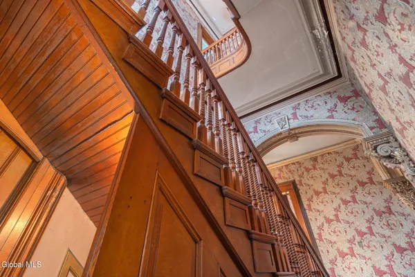 $299,900 | 93 Ten Broeck Street, Albany, NY 12210