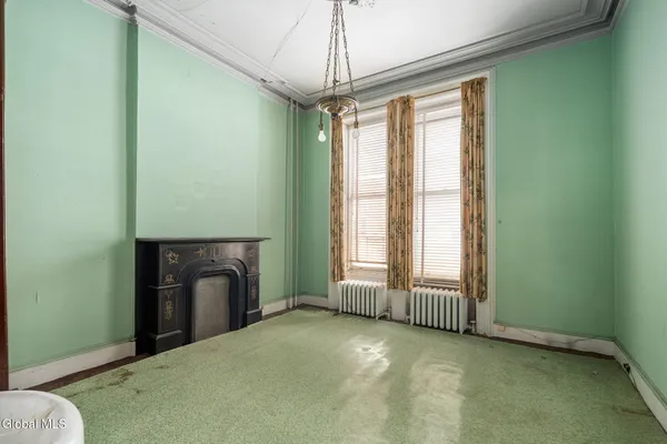 $299,900 | 93 Ten Broeck Street, Albany, NY 12210