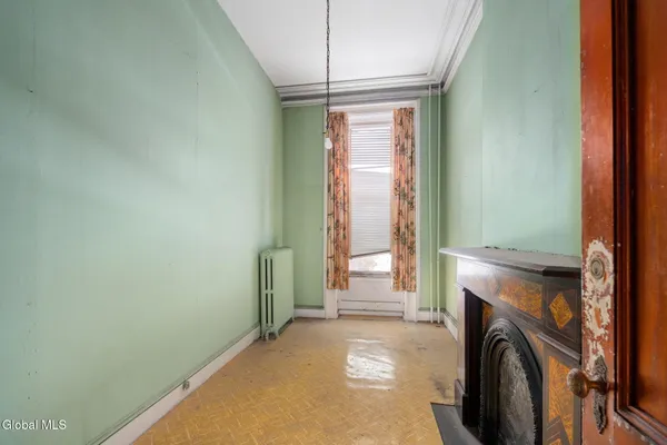 $299,900 | 93 Ten Broeck Street, Albany, NY 12210