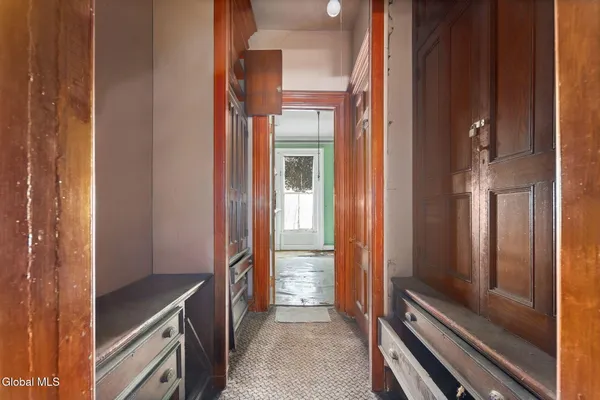 $299,900 | 93 Ten Broeck Street, Albany, NY 12210