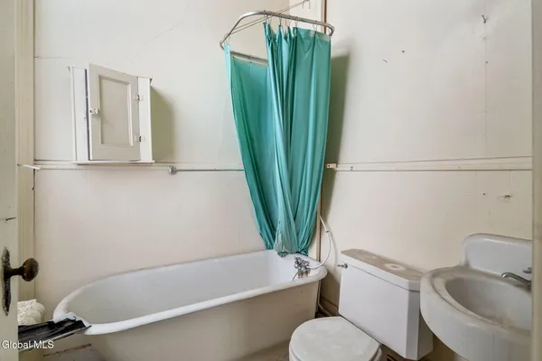 $299,900 | 93 Ten Broeck Street, Albany, NY 12210