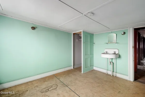 $299,900 | 93 Ten Broeck Street, Albany, NY 12210