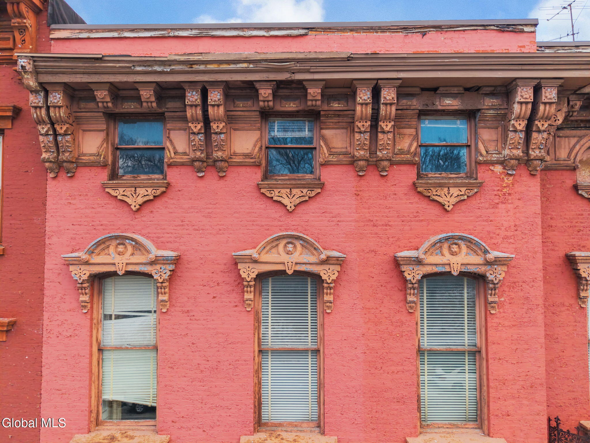93 Ten Broeck Street Albany, NY 12210 - Photo 5 of 95 5-93TenBroeckSt_05