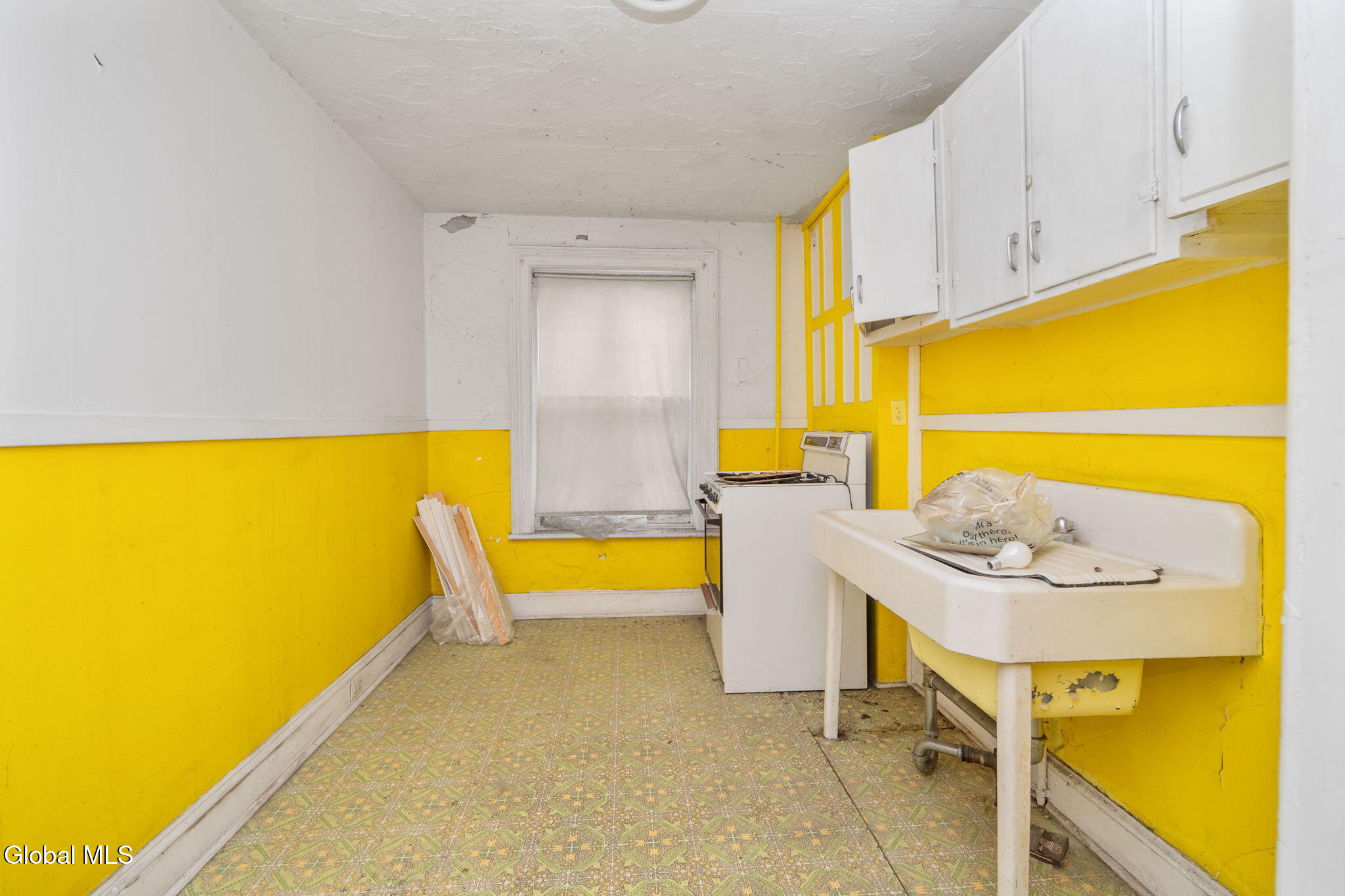 93 Ten Broeck Street Albany, NY 12210 - Photo 57 of 95 57-93TenBroeckSt_57