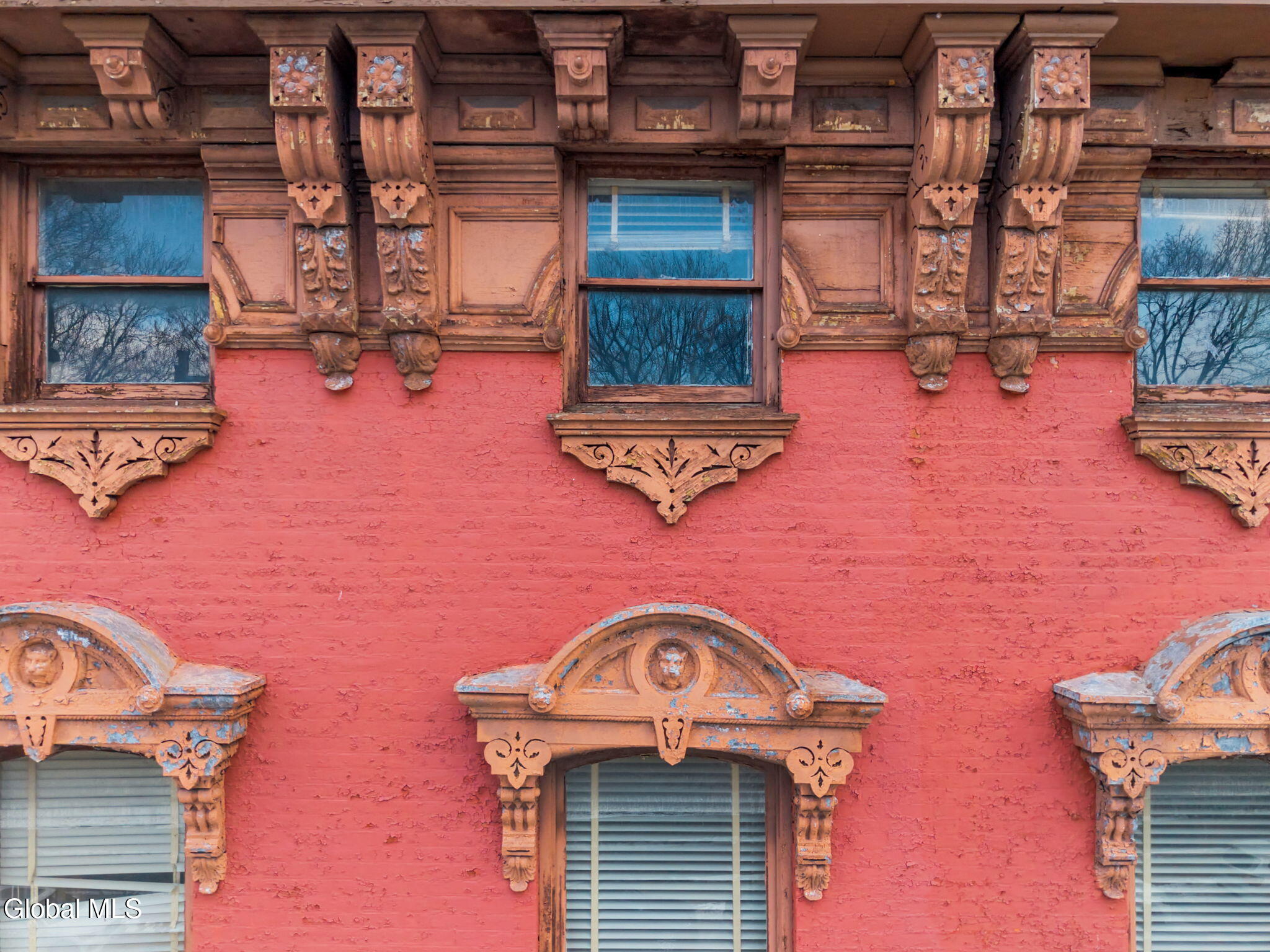 93 Ten Broeck Street Albany, NY 12210 - Photo 6 of 95 6-93TenBroeckSt_06