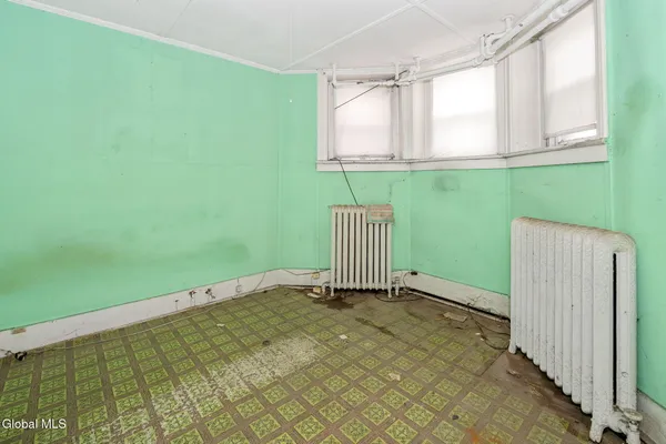 $299,900 | 93 Ten Broeck Street, Albany, NY 12210