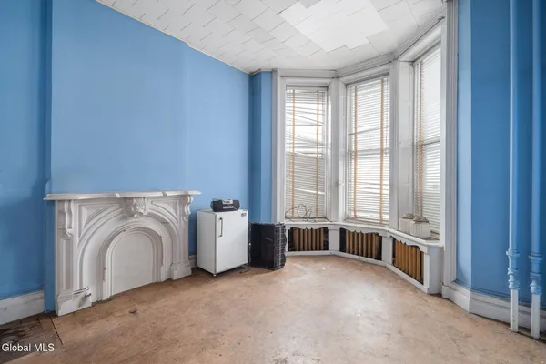 $299,900 | 93 Ten Broeck Street, Albany, NY 12210