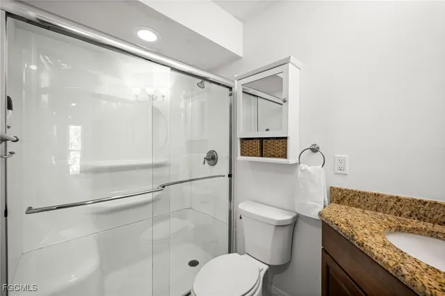 $285,000 | 4803 Southwest Santa Barbara Court, Unit 8, Cape Coral, FL 33914