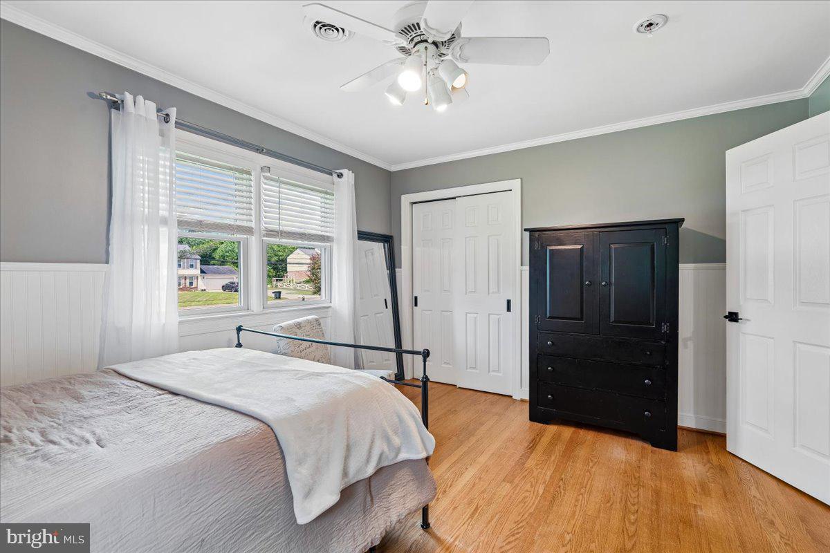 1946 Briggs Chaney Road Silver Spring, MD 20905 - Photo 28 of 92