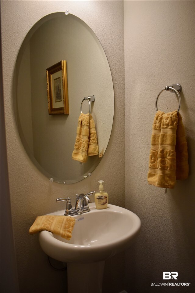 636 Harahan Lane Foley, AL 36535 - Photo 29 of 40 Half Bath