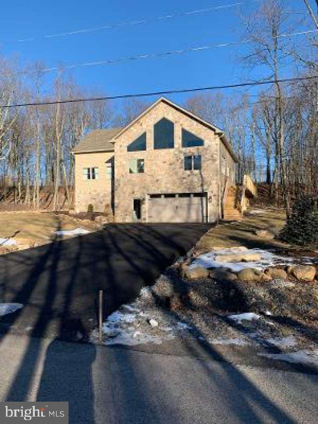 6 Point Of Wds Hazleton, PA 18202 - Photo 1 of 25 Gallery Image 1
