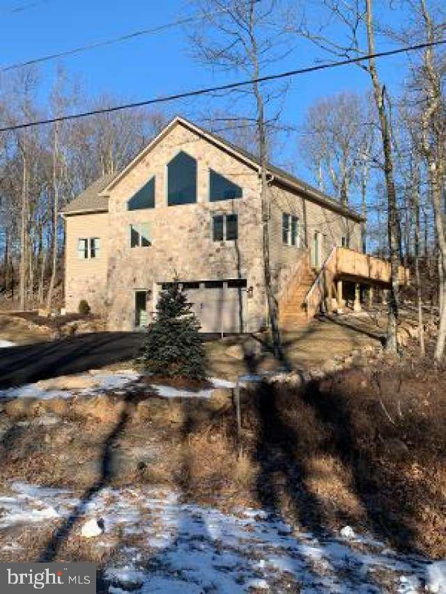 6 Point Of Wds Hazleton, PA 18202 - Photo 2 of 25 Gallery Image 2