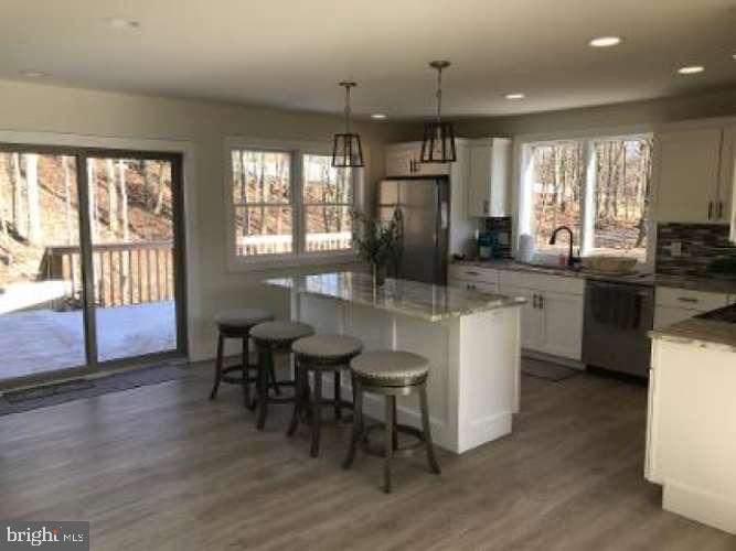 6 Point Of Wds Hazleton, PA 18202 - Photo 9 of 25 Gallery Image 9