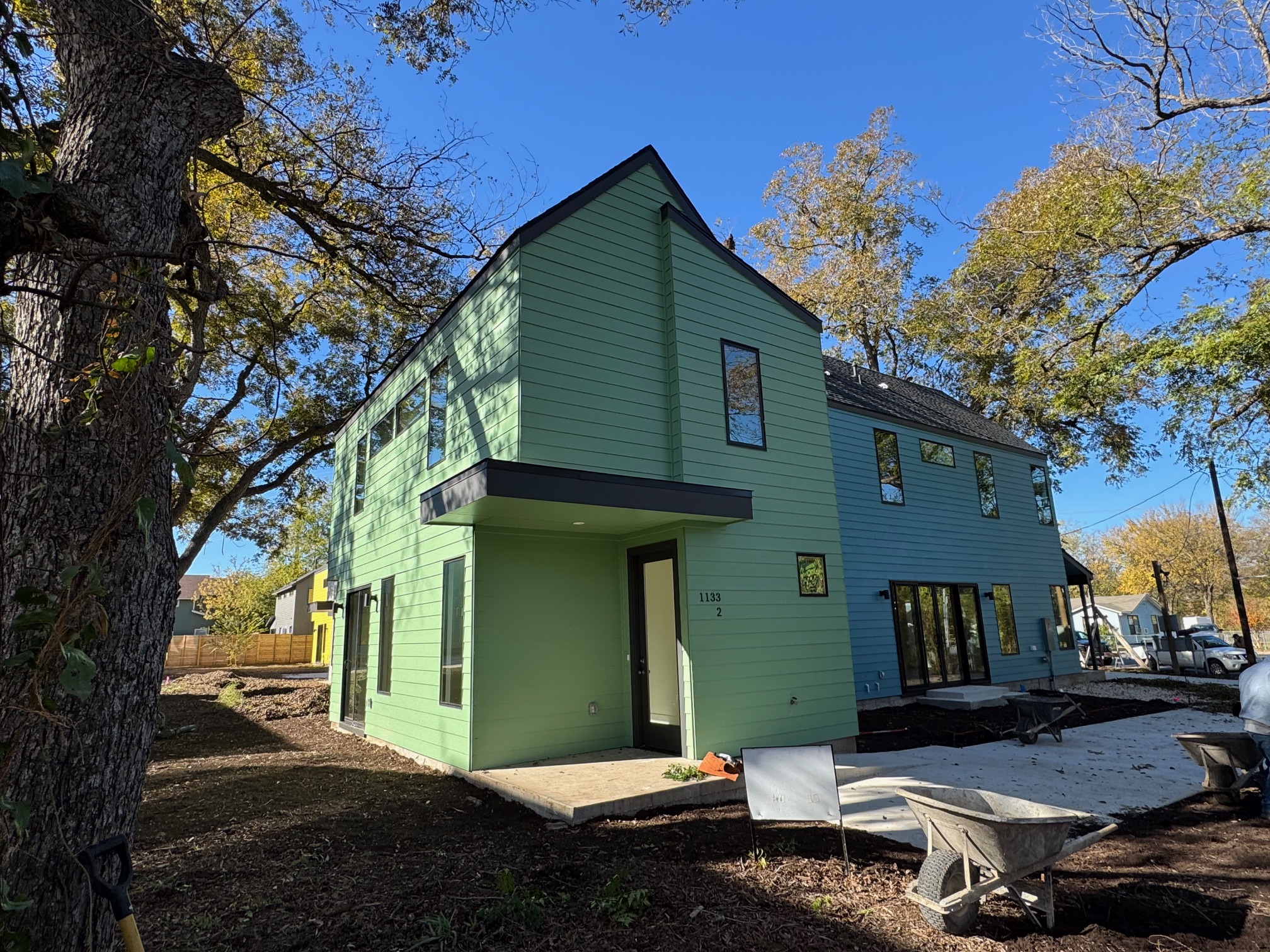 1133 Walton Lane, Unit 2 Austin, TX 78721 - Photo 2 of 12 Gallery Image 2