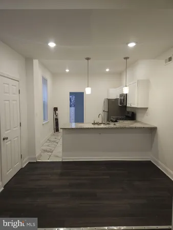 $2,050 | 423 North 52nd Street, Philadelphia, PA 19139