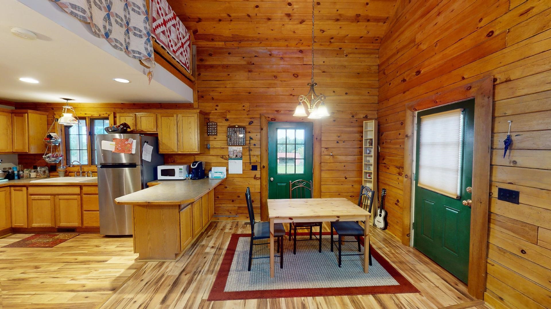 2607 East Millbrook Road Mount Pleasant, MI 48858 - Photo 7 of 21 1905316-6.JPG