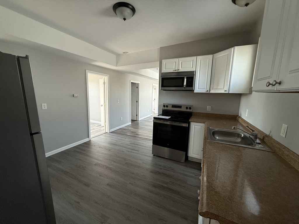 357 Howard Street, Unit 1 Lawrence, MA 01841 - Photo 8 of 13