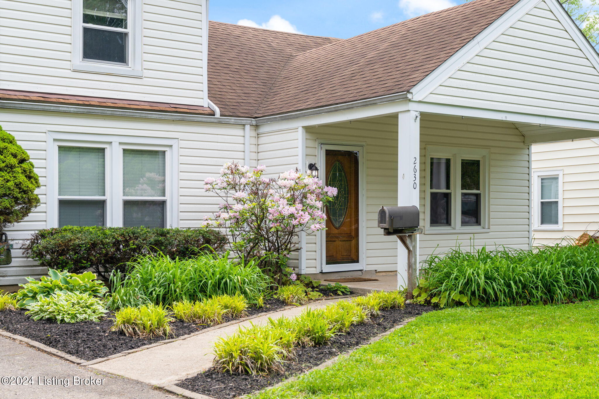 2630 Alanmede Road Louisville, KY 40205 - Photo 4 of 41 2630 Alanmede Rd-11