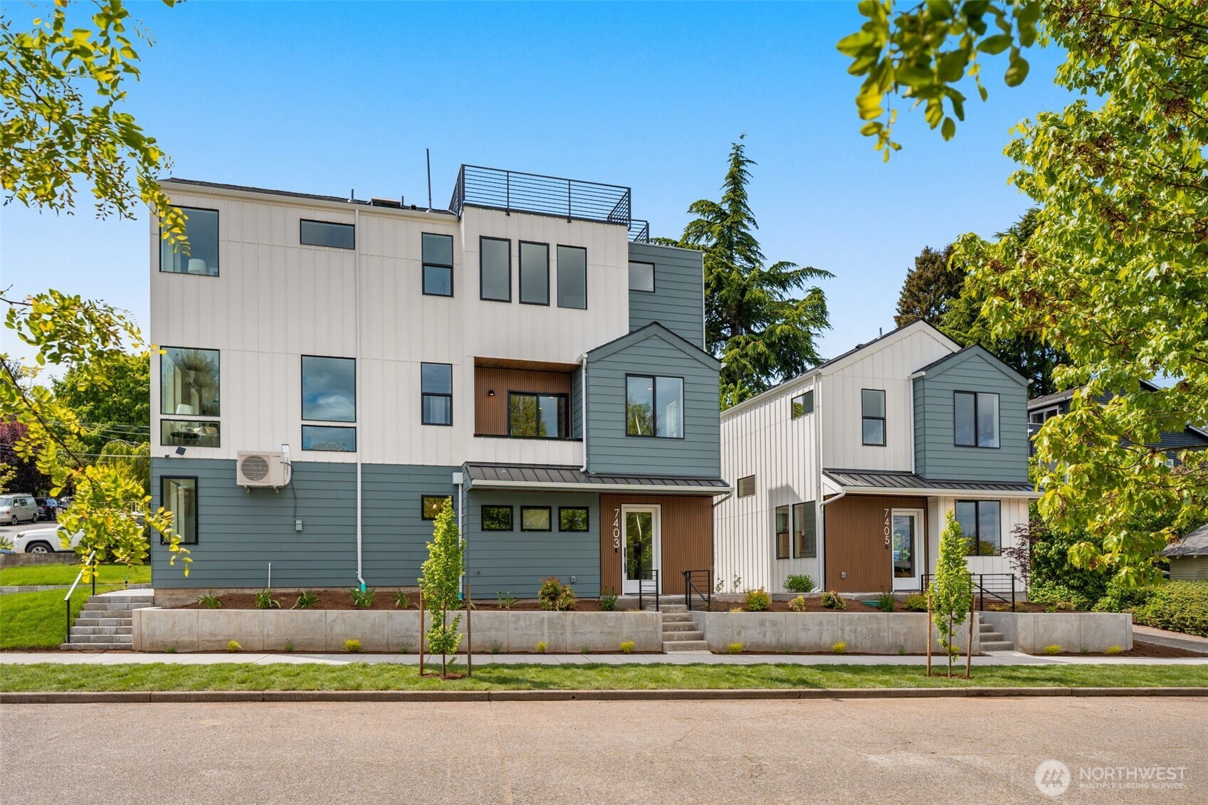 7403 Dayton Avenue North Seattle, WA 98103 - Photo 35 of 37
