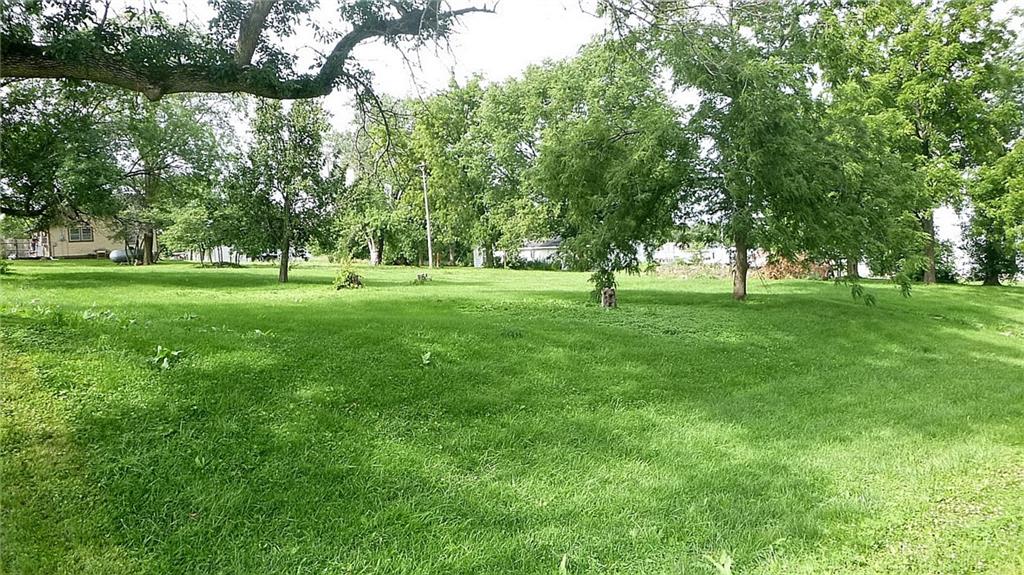 West 3rd Street Burlington Junction, MO 64428 - Photo 2 of 3