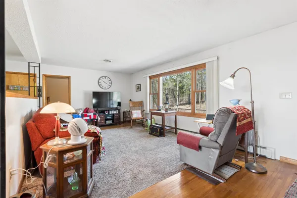 $365,000 | 959 Whispering Lane, Hazel Green, WI 53811