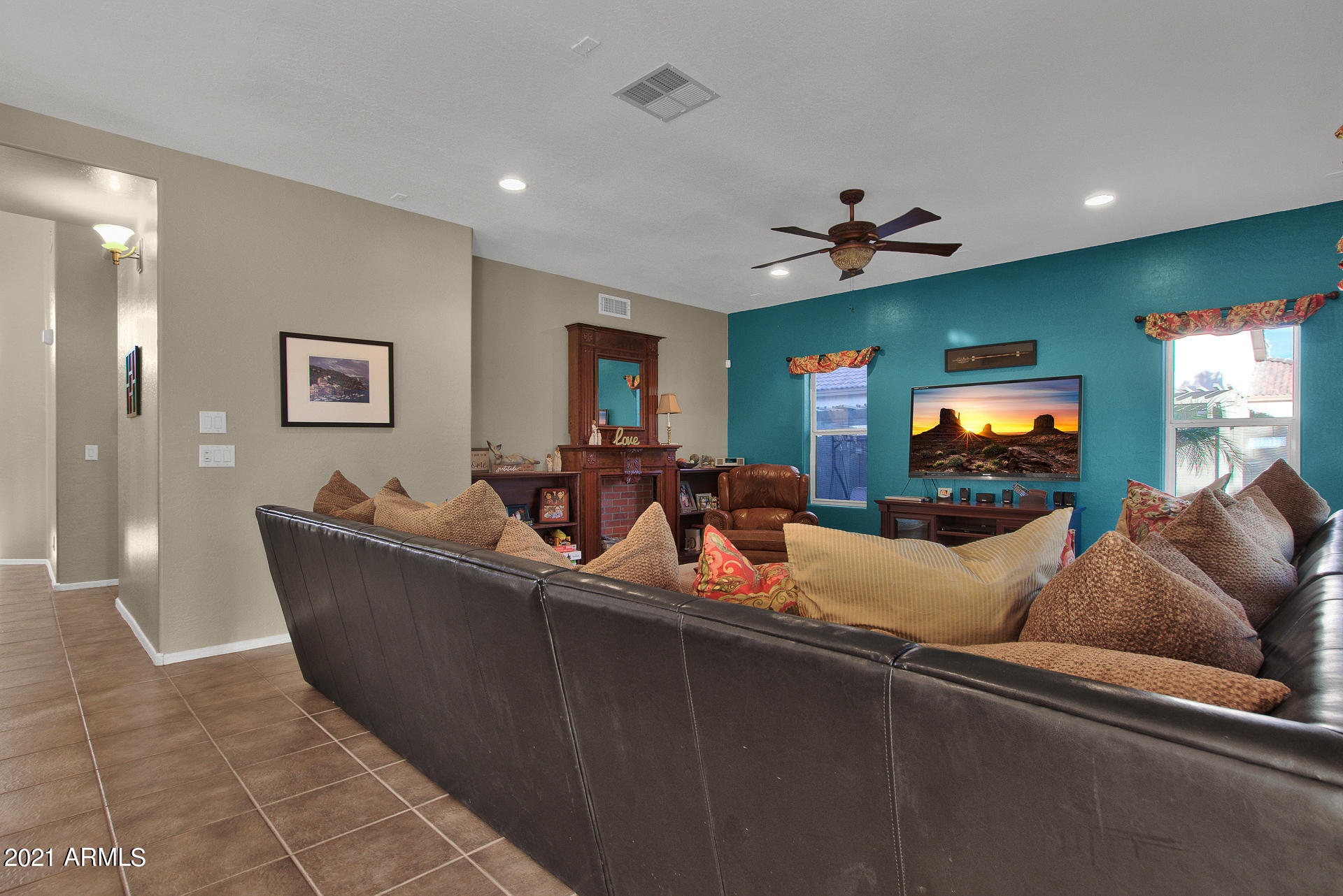 3353 East Baranca Road Gilbert, AZ 85297 - Photo 18 of 58 18