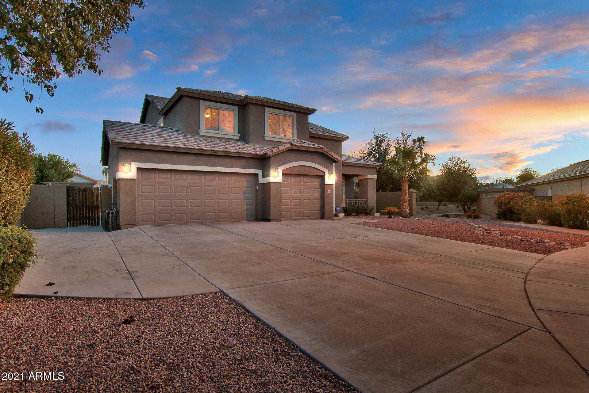 3353 East Baranca Road Gilbert, AZ 85297 - Photo 3 of 58 03