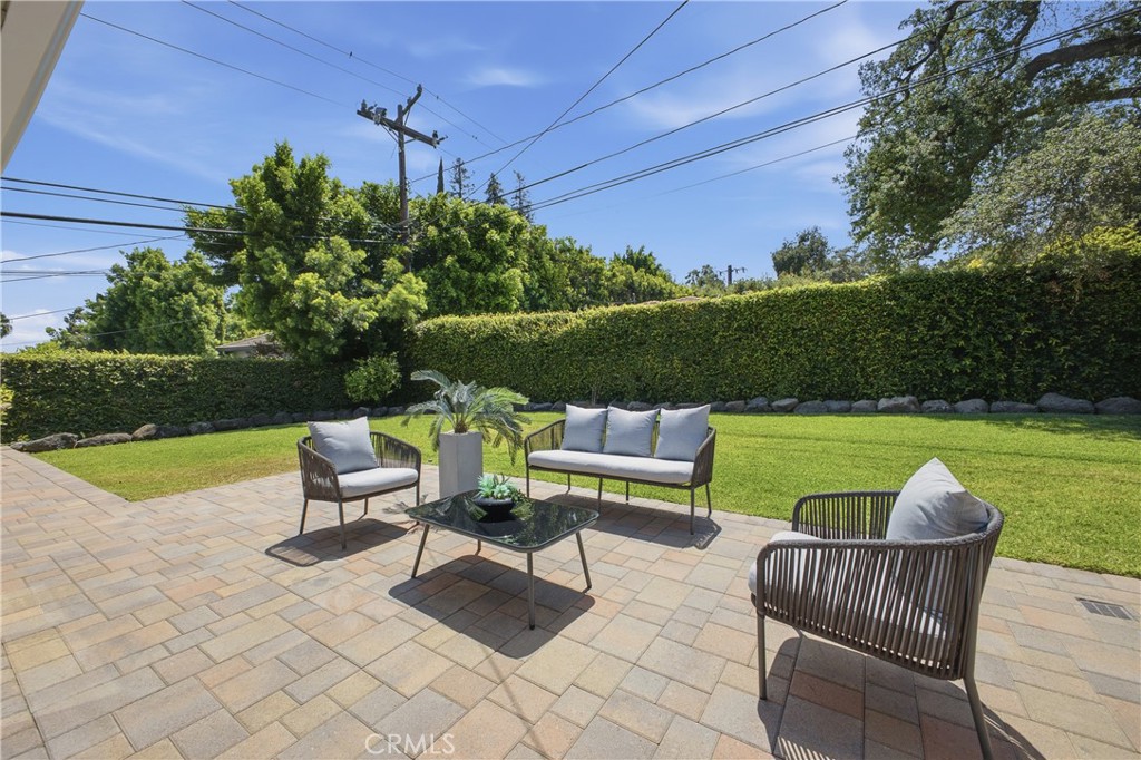 2011 Canyon Road Arcadia, CA 91006 - Photo 33 of 40