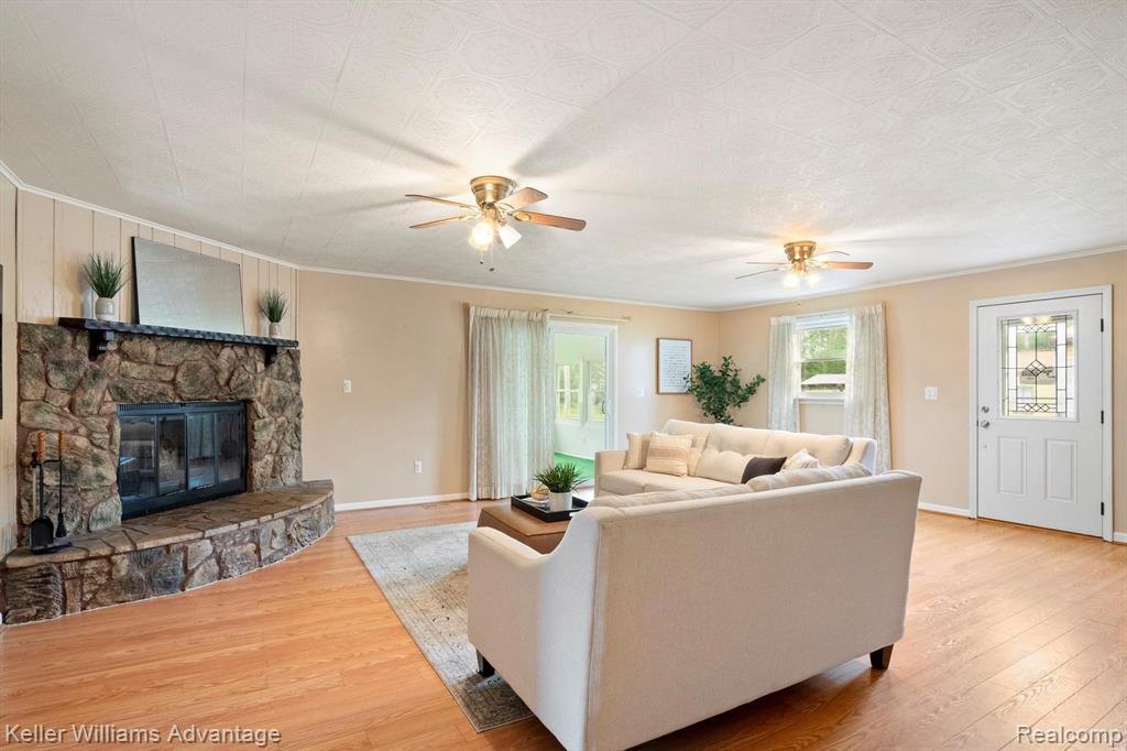 40755 Judd Road Belleville, MI 48111 - Photo 11 of 42