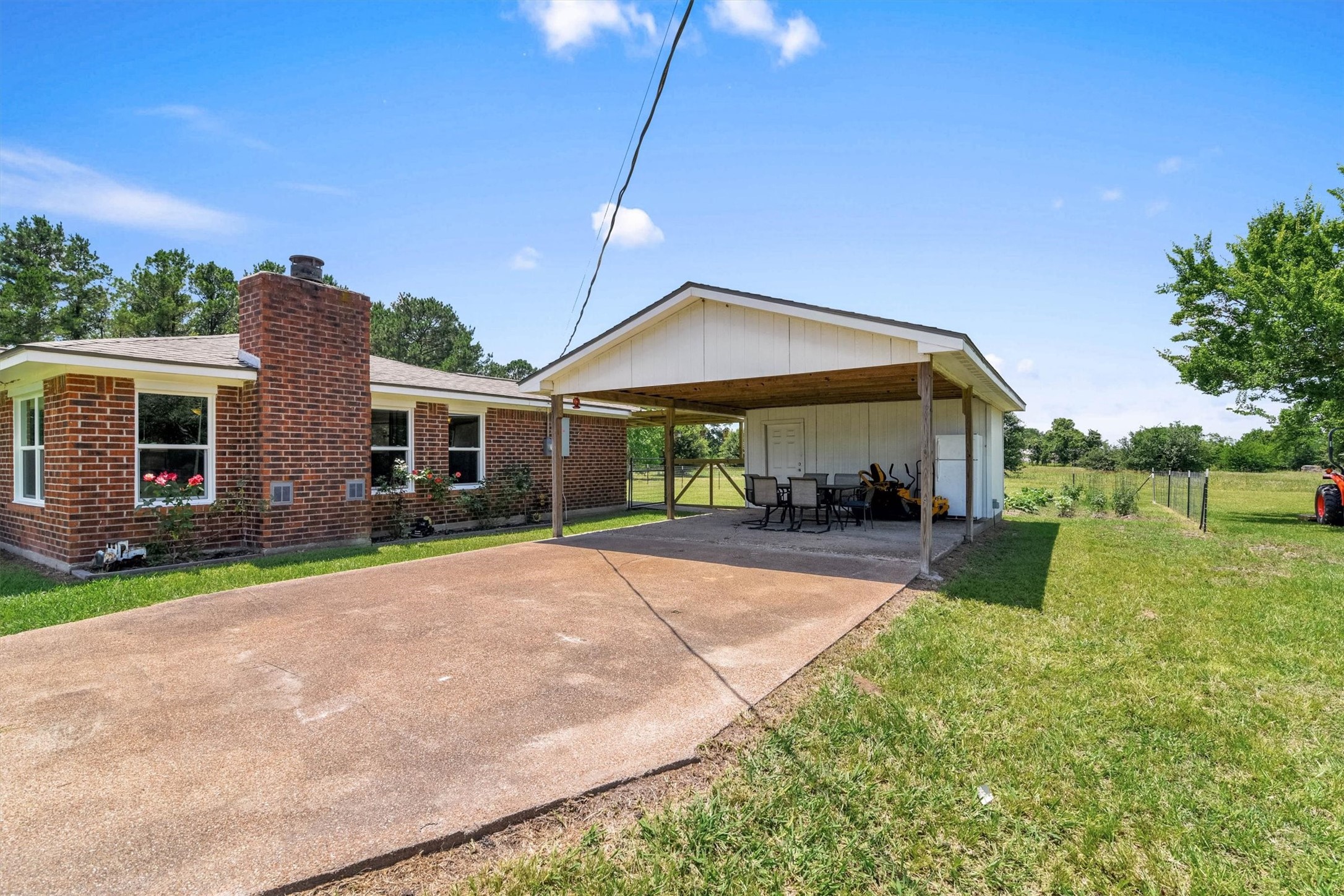 57 Trail Ridge Road Huntsville, TX 77320 - Photo 7 of 37
