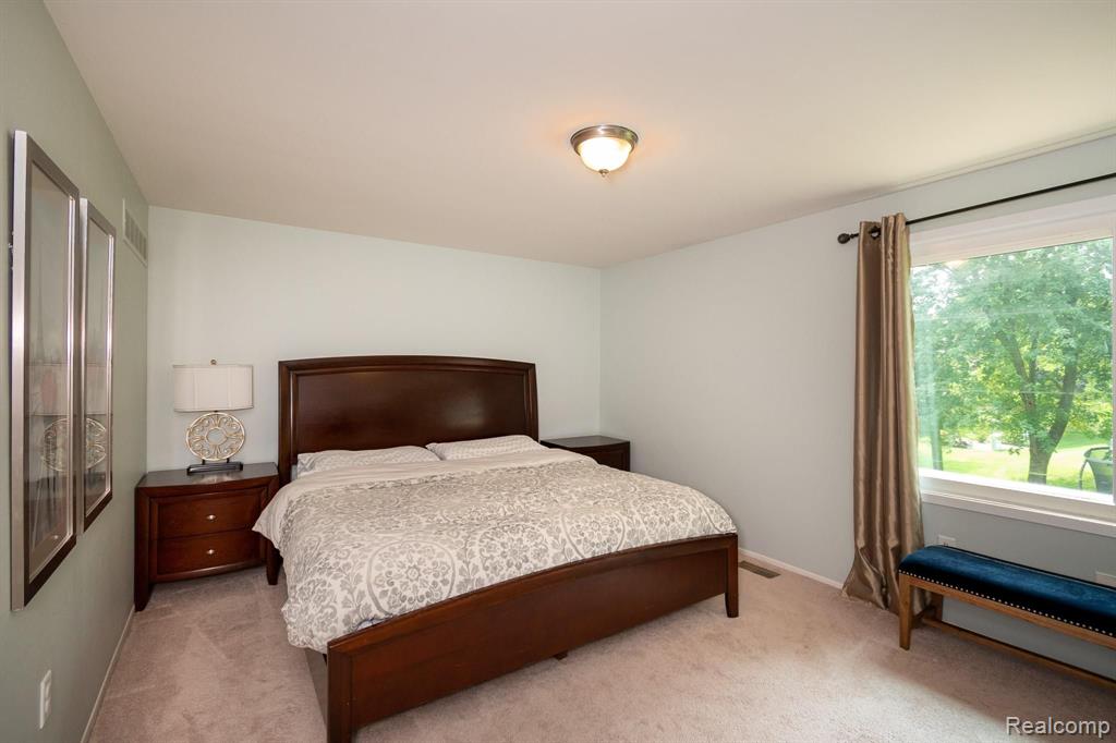 567 Lockport Road Rochester Hills, MI 48307 - Photo 14 of 29
