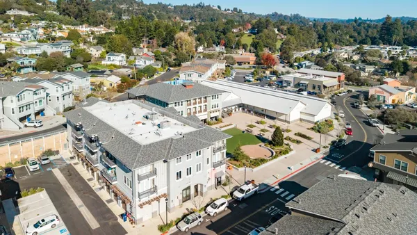 $1,350,000 | 131 Aptos Vlg Way, Unit 2, Aptos, CA 95003