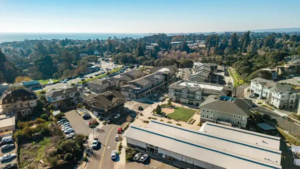 $1,350,000 | 131 Aptos Vlg Way, Unit 2, Aptos, CA 95003