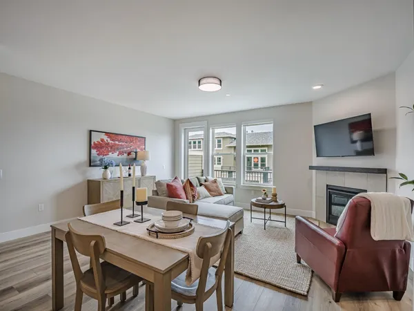 $1,350,000 | 131 Aptos Vlg Way, Unit 2, Aptos, CA 95003