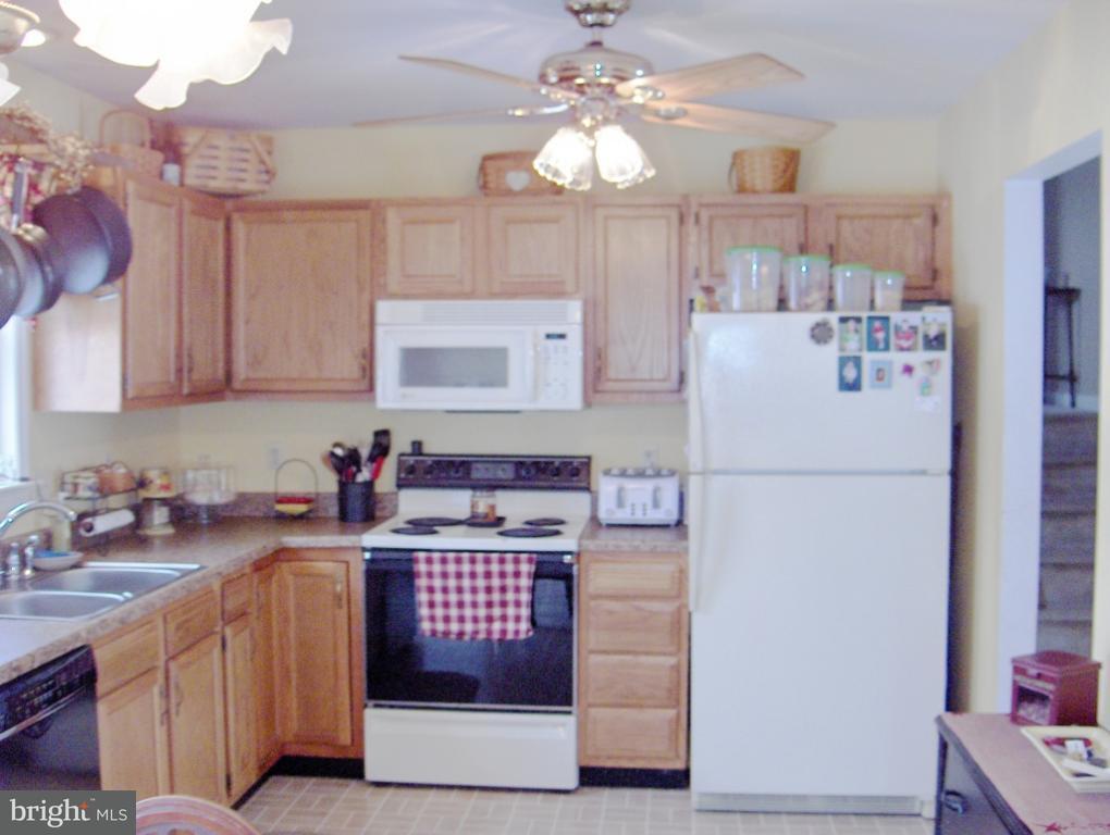 242 Kirks Mill Road Nottingham, PA 19362 - Photo 4 of 7