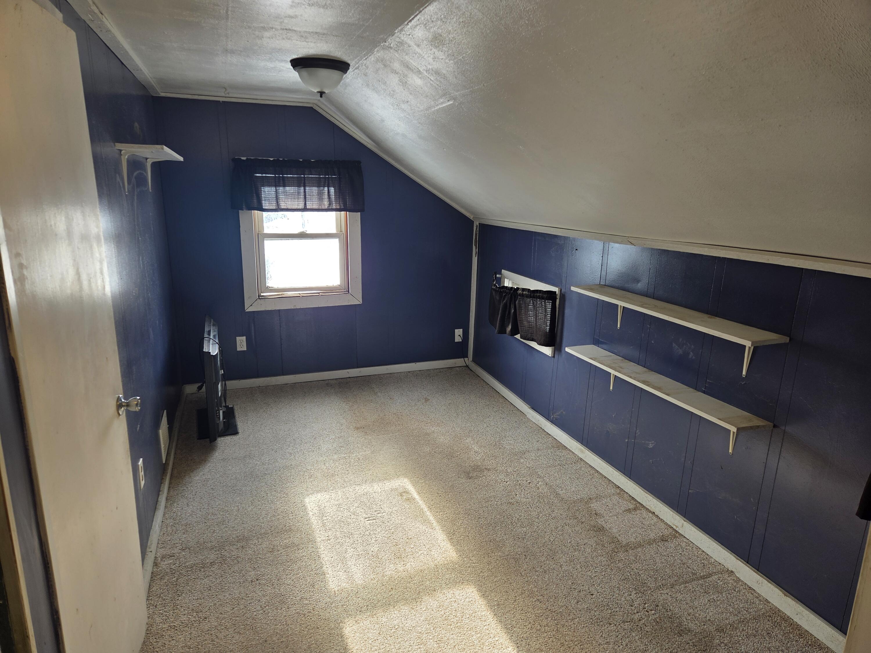 123 South Broad Street Elkhorn, WI 53121 - Photo 15 of 22 1000013424