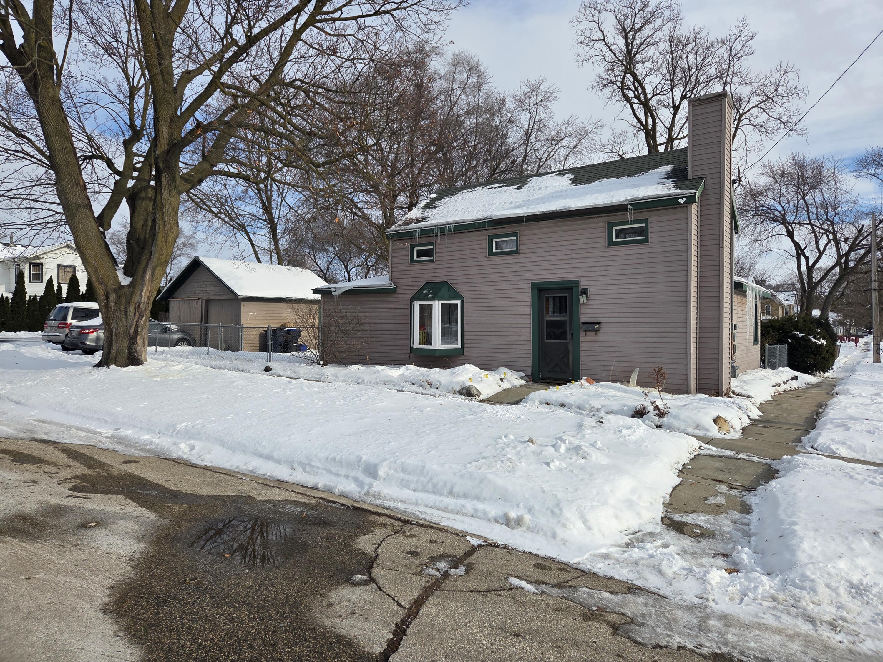 123 South Broad Street Elkhorn, WI 53121 - Photo 21 of 22 1000013418