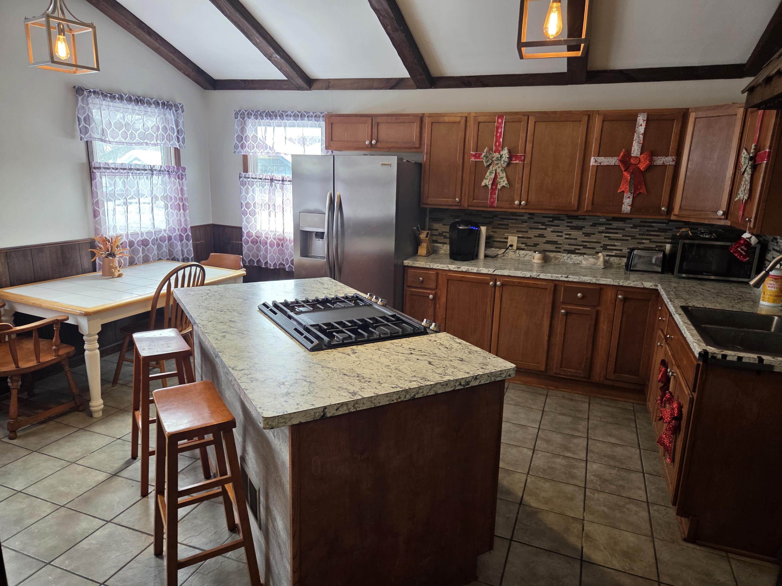 123 South Broad Street Elkhorn, WI 53121 - Photo 6 of 22 1000013432