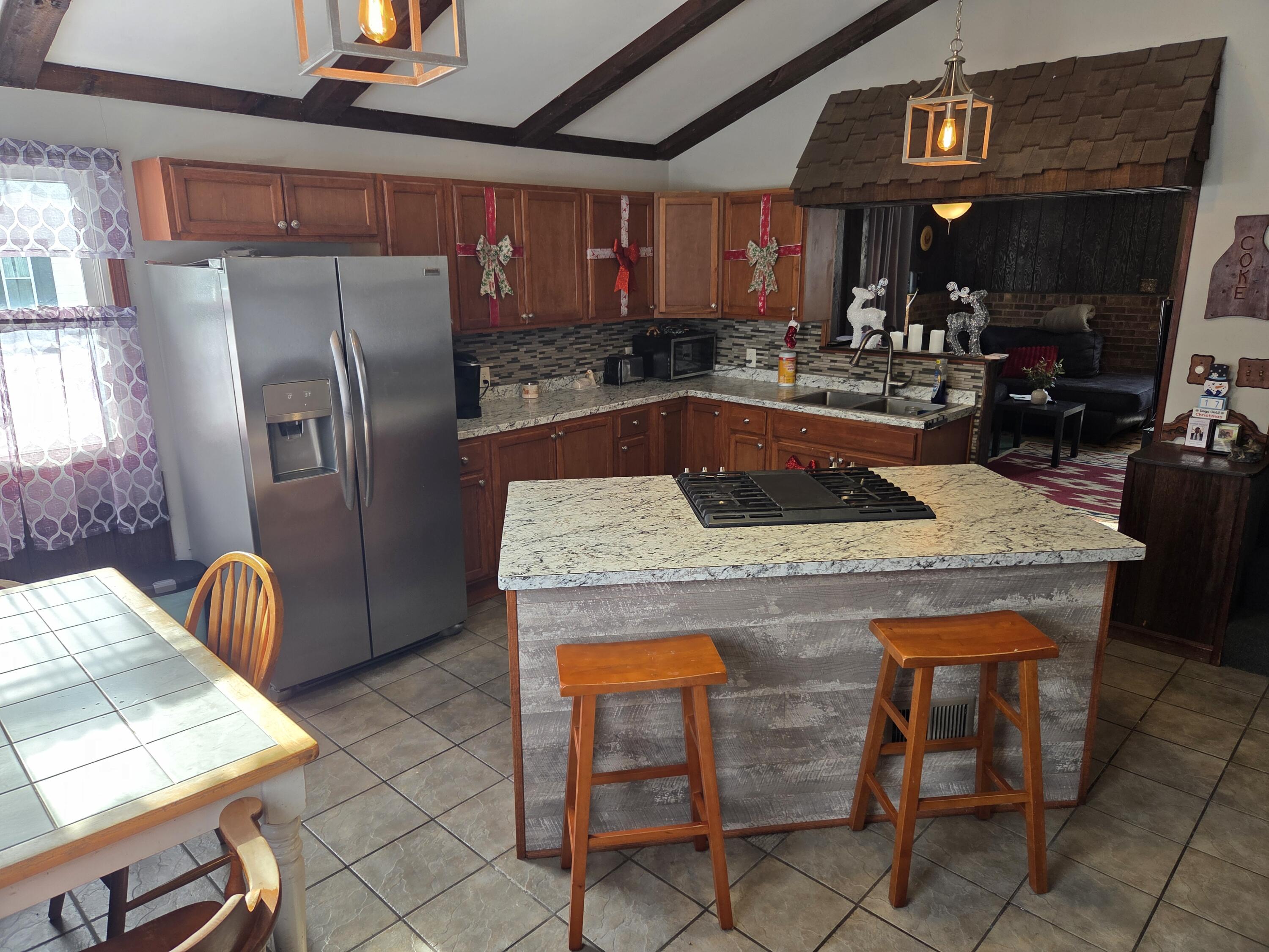 123 South Broad Street Elkhorn, WI 53121 - Photo 7 of 22 1000013436