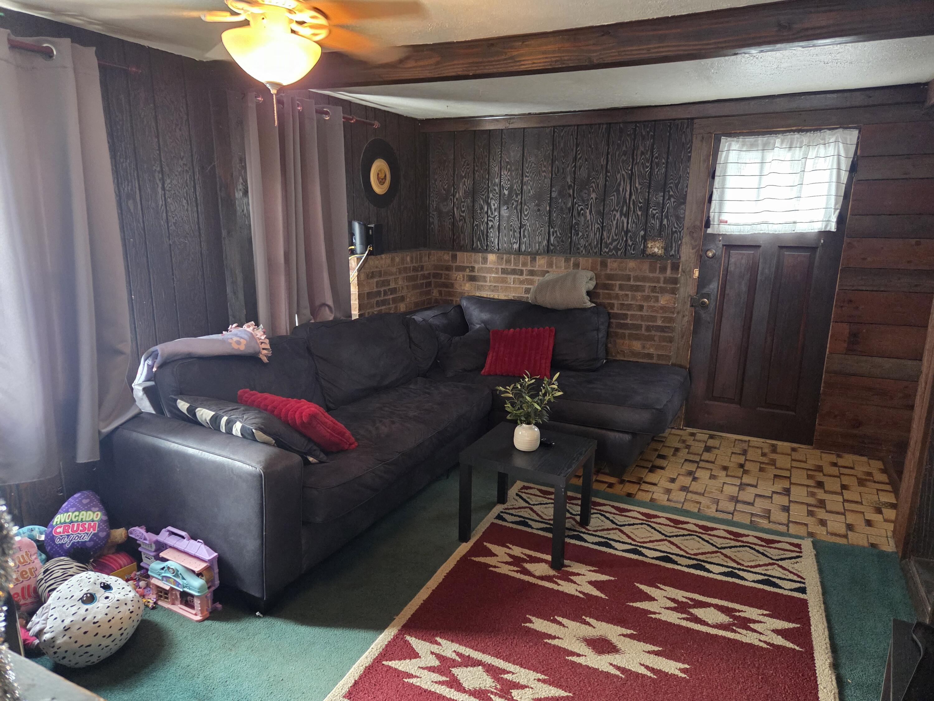 123 South Broad Street Elkhorn, WI 53121 - Photo 9 of 22 1000013426