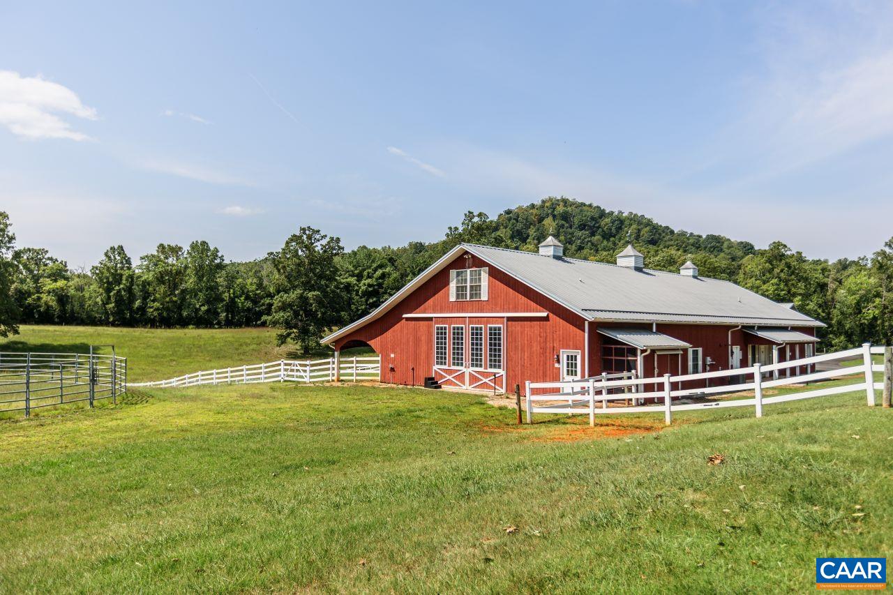 1024 Sunset Drive Amherst, VA 24521 - Photo 10 of 73 Gallery Image 10