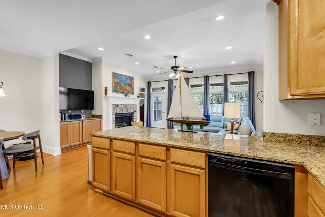 $310,000 | 796 Hapuna Place, Diamondhead, MS 39525