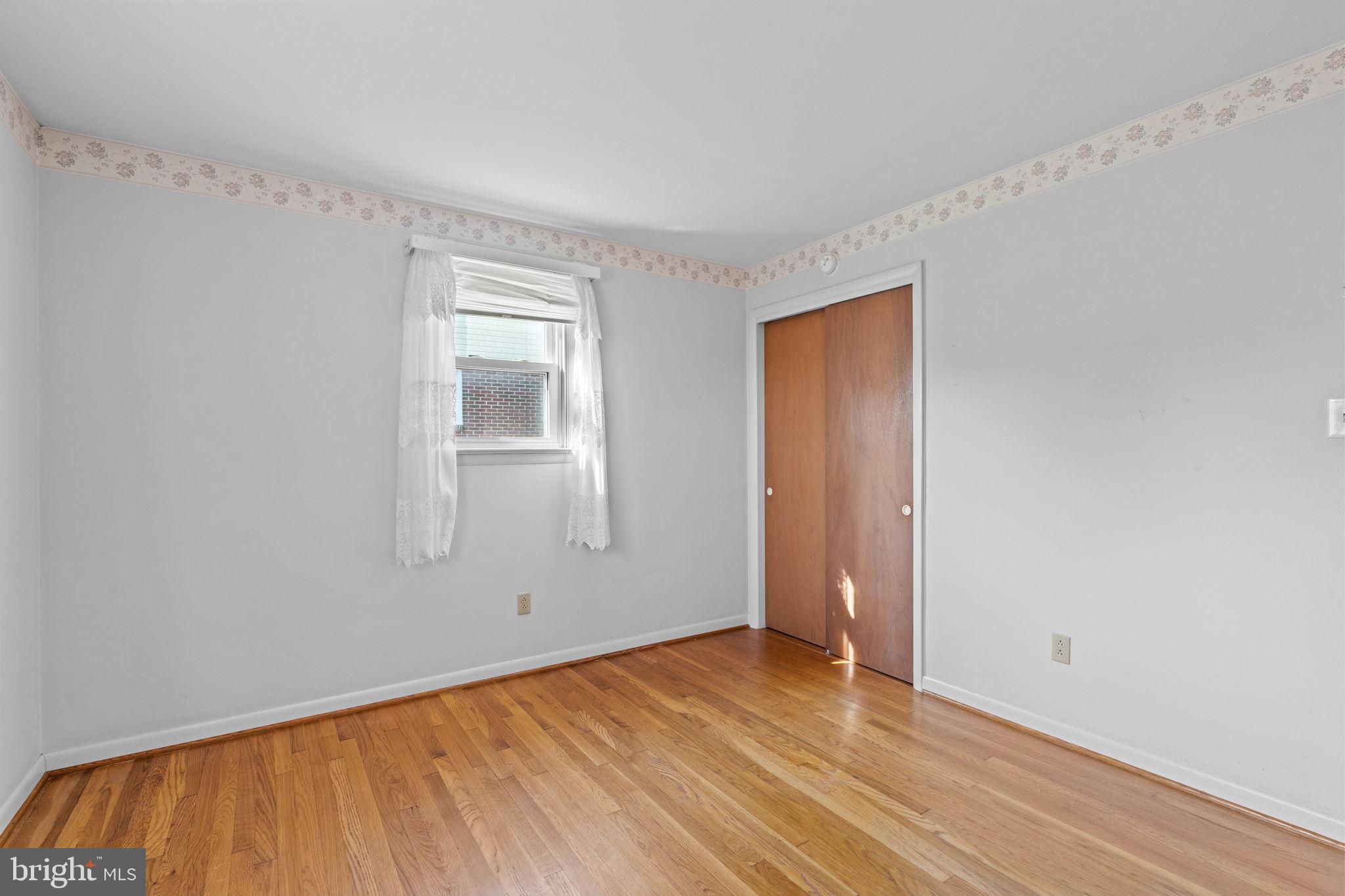 1419 Eden Road Lancaster, PA 17601 - Photo 13 of 32
