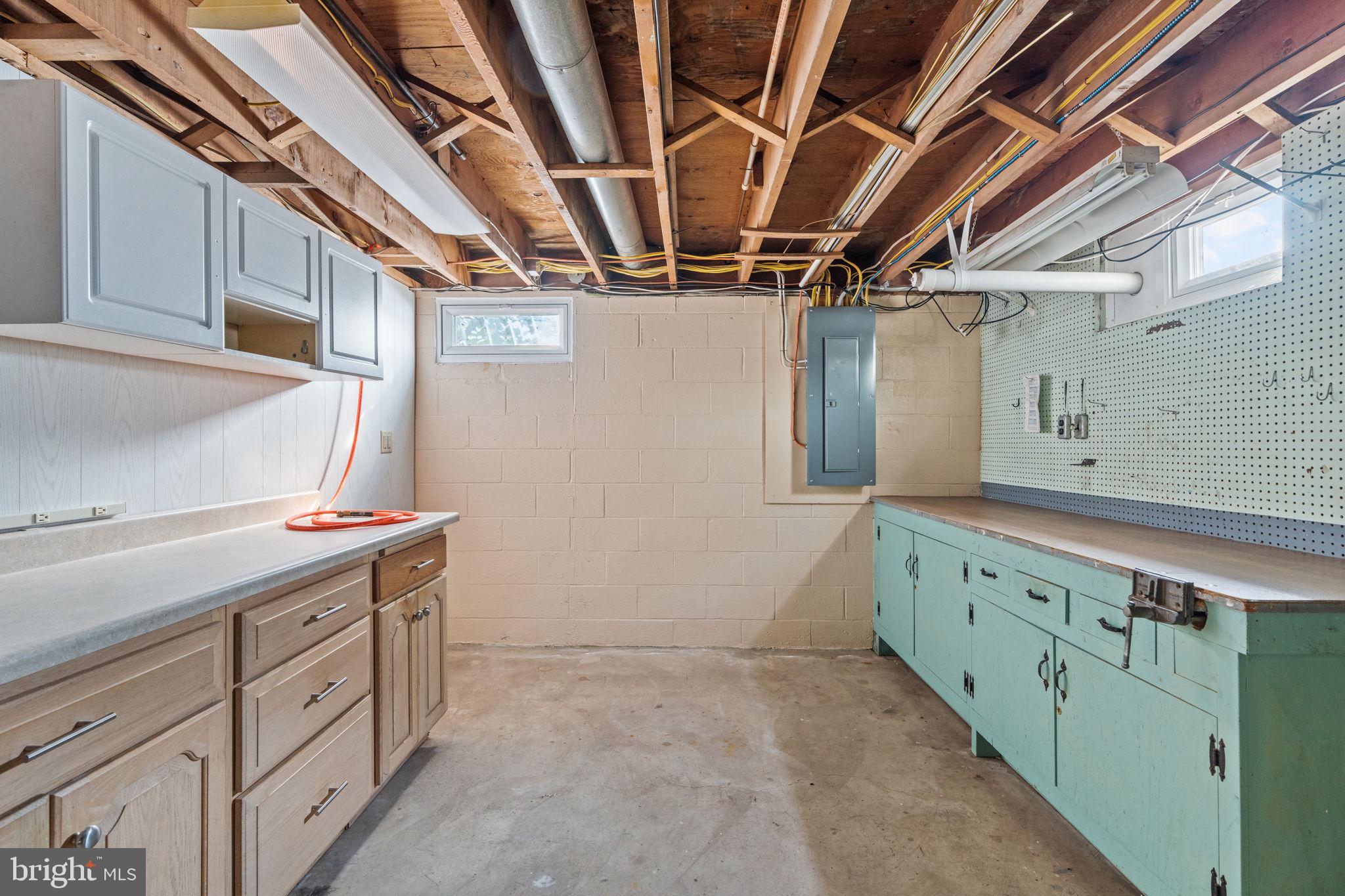 1419 Eden Road Lancaster, PA 17601 - Photo 20 of 32