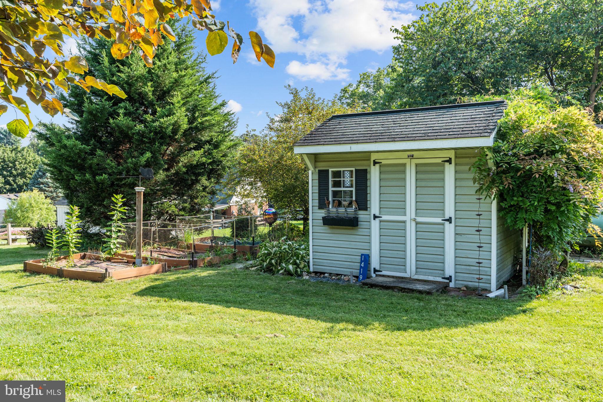 1419 Eden Road Lancaster, PA 17601 - Photo 30 of 32