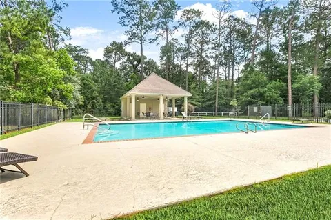 $315,000 | 428 Gainesway Drive, Madisonville, LA 70447