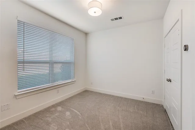 $399,900 | 2802 Addison Park Lane, Fort Worth, TX 76110