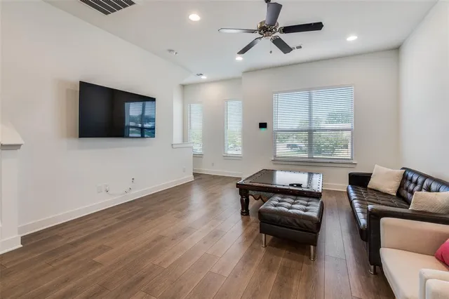 $399,900 | 2802 Addison Park Lane, Fort Worth, TX 76110