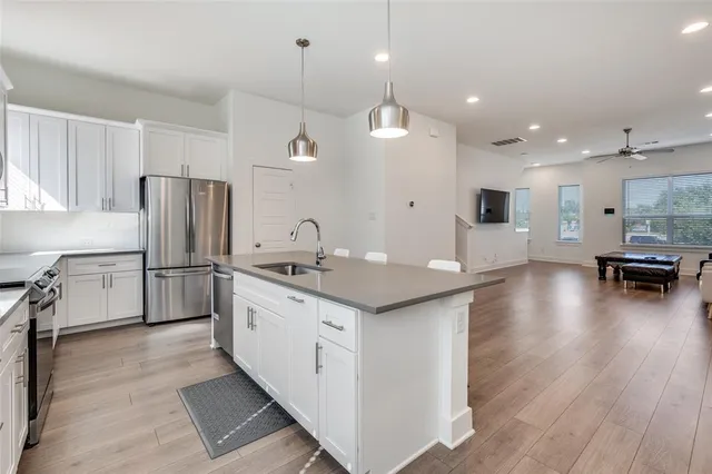 $399,900 | 2802 Addison Park Lane, Fort Worth, TX 76110